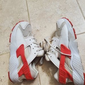 Nike shoes for toddlers size 12c